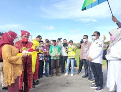Sekjen Kemendes PDTT Letakkan Batu Pertama Pembangunan Pabrik Kopra di Sula