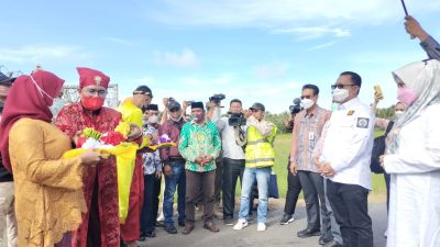 Sekjen Kemendes PDTT Letakkan Batu Pertama Pembangunan Pabrik Kopra di Sula