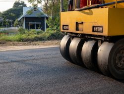 Proyek Pekerjaan Jalan Lingkungan Kelurahan Sulamadaha Belum Jalan