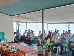 Antusiasme Warga Pulau Hiri Sampaikan Unek-unek ke Husain Sjah