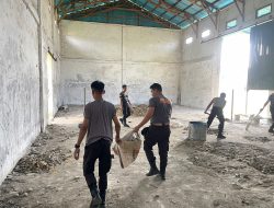 Polsek Gane Timur Ikut Merehabilitasi Pesantren Alkhairat Maffa