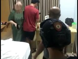 Seorang Polisi di Ternate Gerebek Istri Bersama Selingkuhan di Kamar Hotel