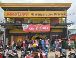 Resmi Hadir di Kepulauan Sula, Toko MR DIY Dipadati Warga