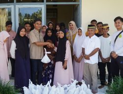 Imigrasi Tobelo Salurkan Daging Hewan Kurban ke Warga hingga Panti Asuhan