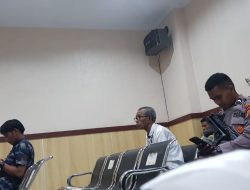 Perintah Atasan, 2 Oknum Polisi Bawa Senpi ke Ruang Sidang PN Soasio, Tidore