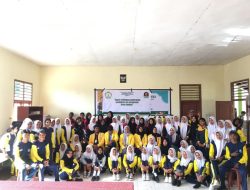 Kenalkan Dunia Kampus, Mahasiswa Kubermas Unkhair Gelar Sosialisasi di Sekolah