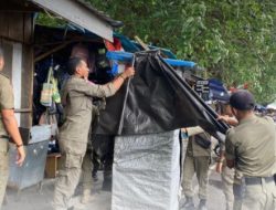 Tertibkan Lapak Pedagang di Ternate, Satpol PP: Bikin Macet