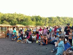 Gembira Bersama Gebyar Ekonomi Kreatif Mahasiswa UGM di Kota Ternate