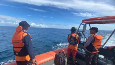 Tim Sar Resmi Hentikan Pencarian 2 Korban Longboat Tenggelam di Perairan Halbar