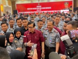 Kunker di Maluku Utara, Yasonna H Laoly Ingatkan Pegawai Kemenkumham untuk Jaga Integritas
