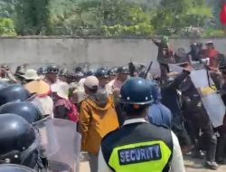 Demo Save Sagea di Kawasan Tambang Berujung Dihadang Polisi