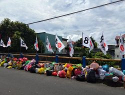 Foto: Tak Henti Sampah Menumpuk di Kota Ternate