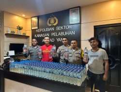 Polisi Kembali Amankan Ratusan Botol Miras di Kapal Permata Obi