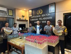 Polsek Ahmad Yani Ternate Kembali Amankan Ratusan Liter Miras di 2 Kapal