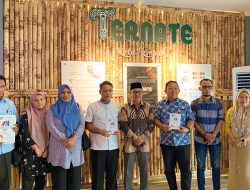 Dinas Kebudayaan Terima 200 Eksemplar Kamus Bahasa Ternate dari Unkhair