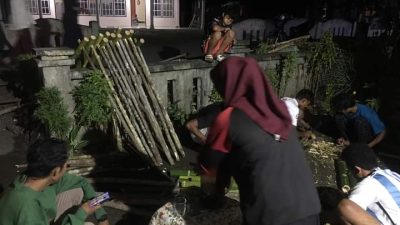 Melihat Pemuda Desa Towara, Morotai, Menyambut Malam Lailatul Qadar