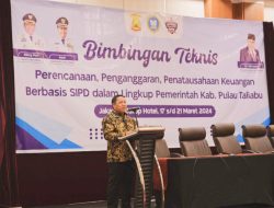 Aliong Mus Resmi Buka Bimtek SIPD di Jakarta