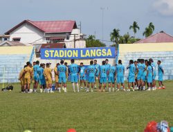 Kekeluargaan dalam Tim Akan Membantu Malut United Menaklukan Persiraja Banda Aceh 