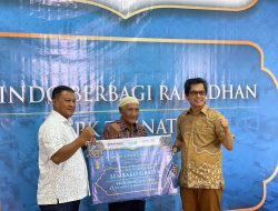 Pelindo Ternate Salurkan 500 Paket THR ke Petugas TKBM di Maluku Utara