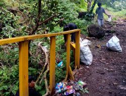 Mencegah Penggunaan Sampah Plastik di Wisata Air Terjun Pulau Morotai