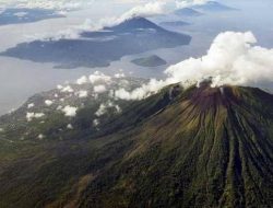 Kegempaan Gunung Gamalama Meningkat, Warga Perlu Waspada!