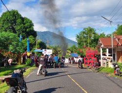 Protes Izin Karcis Wisata Dipersulit, Warga Mamuya di Halut Boikot Jalan