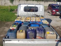 Polresta Tidore Amankan Seorang Pria dan 1 Unit Mobil Pengangkut 800 Liter Minyak Tanah Ilegal