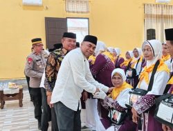 Pemda Taliabu Resmi Melepas 39 Calon Jemaah Haji