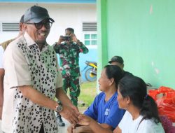 Sultan Tidore Sapa Pengungsi Erupsi Gunung Ibu usai Salurkan Bantuan