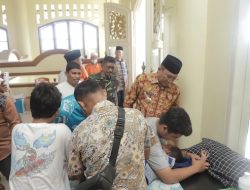 Dihadiri Wali Kota, Ratusan Anak di Ternate Ikut Sunatan Massal