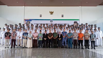 Puluhan Kades di Morotai Terima SK Perpanjangan Masa Jabatan 8 Tahun