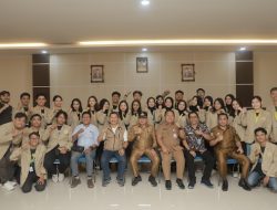 Puluhan Mahasiswa UGM Jalani KKN di Pulau Hiri