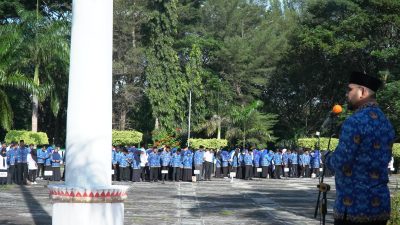 Upacara 17 Berjalan, Bupati Bassam Kasuba Ingatkan Kedisiplinan ASN