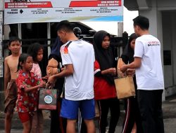 Dukung Program Prabowo, Relawan Milenial Sultan Tidore Berbagi Makanan Bergizi