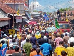 Lautan Massa Sambut Paslon Rusli-Rio Sebelum Daftar Pilkada Morotai