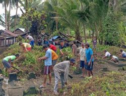Jumat Bersih, Cara Warga Desa Tutuhu Morotai Menjaga Lingkungan