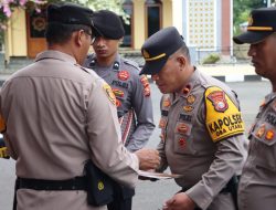 Terbanyak Ungkap Kasus Miras, Polsek Oba Utara Terima Penghargaan dari Polresta
