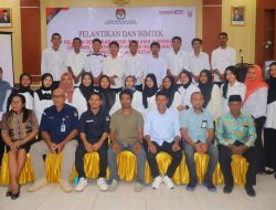 KPU Pulau Morotai Lantik Puluhan Anggota Relawan Demokrasi