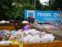 Terungkap, Lurah-lurah di Ternate Digaji 1,5 Juta Awasi Penanganan Sampah