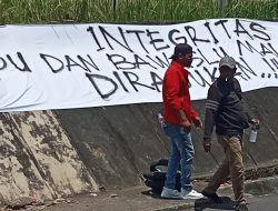 Penetapan Sherly Sebagai Calon Gubernur Dinilai Cacat Prosedur, Bawaslu dan KPU Malut Didemo