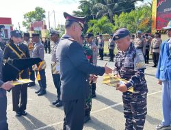 Peringati Hari Sumpah Pemuda, Kapolres Haltim Beri Penghargaan kepada Anggota hingga Masyarakat
