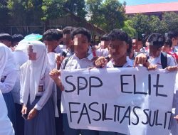 Ratusan Siswa SMAN 1 Ternate Unjuk Rasa, Minta Kepsek Transparan Soal Dana BOS