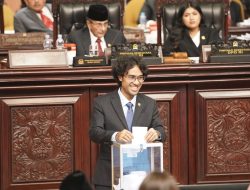 Sah Dilantik Sebagai Anggota DPD-RI, Dr. Graal: Bangun Relasi Sehat dan Proporsional Antara Pejabat Publik dan Masyarakat
