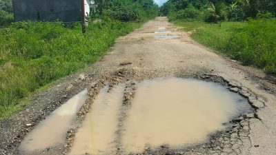 Jalan Rusak di Morotai Hambat Akses Warga ke Rumah Sakit