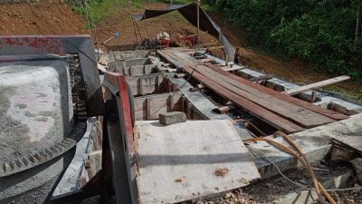 Mangkrak Pekerjaan Proyek Jembatan di Pulau Morotai