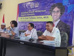 Dr. Graal Ajak Siswa SMKN 1 Ternate Diskusi Empat Konsensus NKRI
