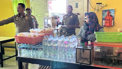 Buka Siang Hari, Rumah Makan dan Kafe di Ternate Ditertibkan Satpol PP
