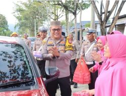 Polres Haltim Bagikan Ratusan Takjil, Gelar Bakti Sosial, dan Buka Puasa Bersama Santri