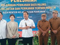 Menteri Trenggono Resmikan Pelabuhan Perikanan SKPT Morotai