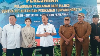 Menteri Trenggono Resmikan Pelabuhan Perikanan SKPT Morotai
